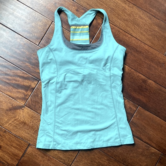 Tops - Beautiful top for exercising